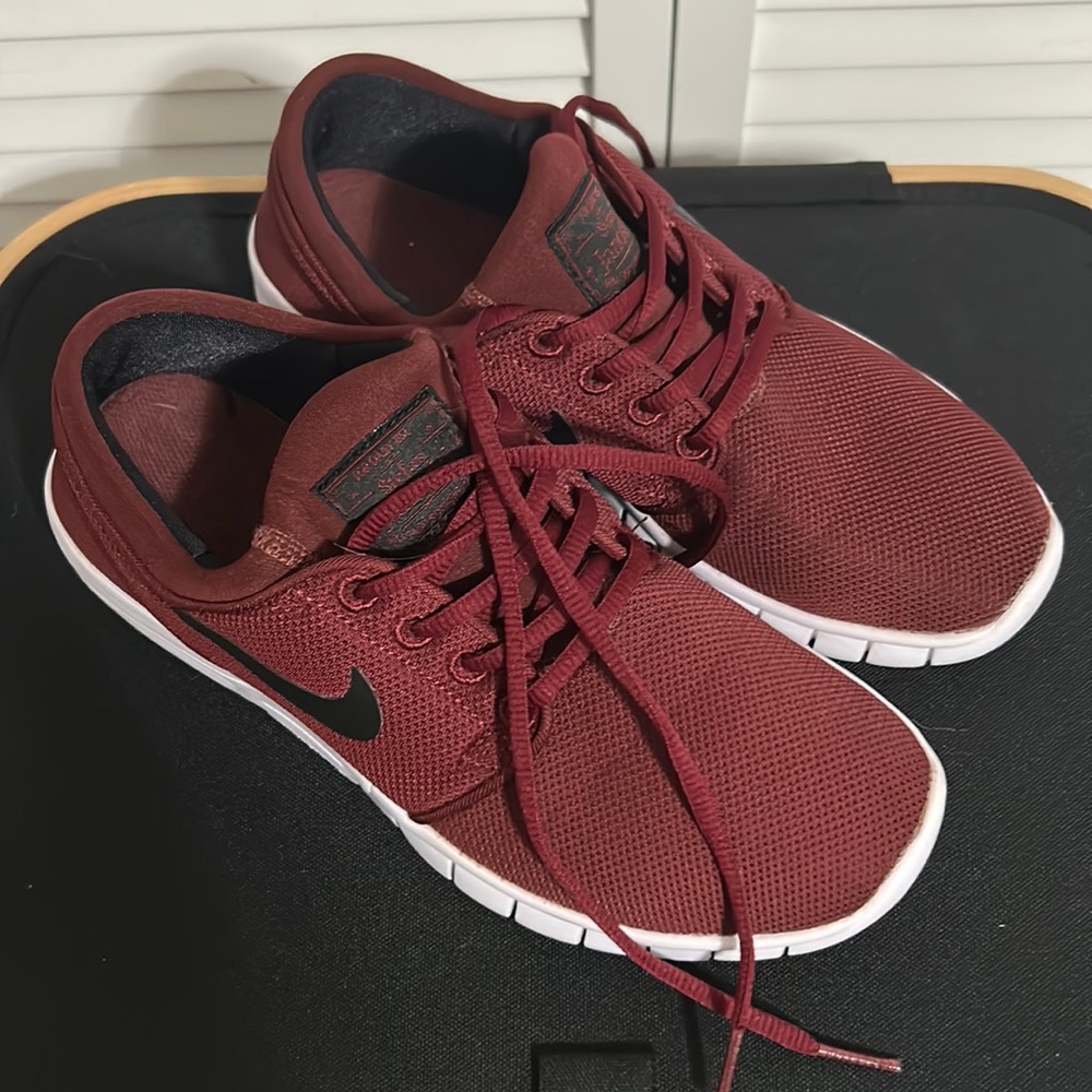 EUC Nike Stefan Janoski Shoes